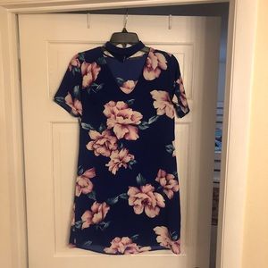 Soprano Floral Dress